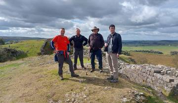 Walk Hadrian\'s Wall Highlights Tour